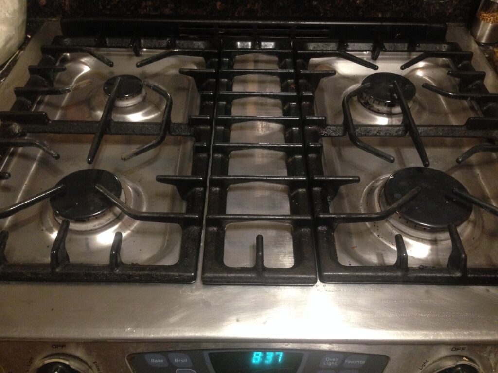 BKF Fan Daniel Smith - After - How to Clean a Stovetop
